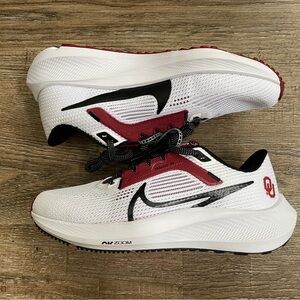 Nike Air Zoom Pegasus 40 Oklahoma Sooners Mens Sz 4.5 White DZ5984-100